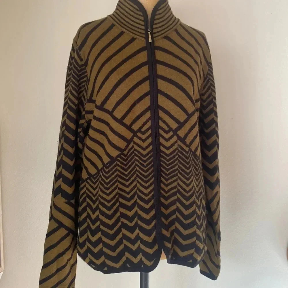 Striped Women's Cardigan Sweater - Black and Brown